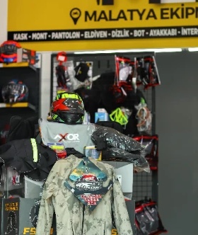 Motosiklet montu ve aksesuar standı